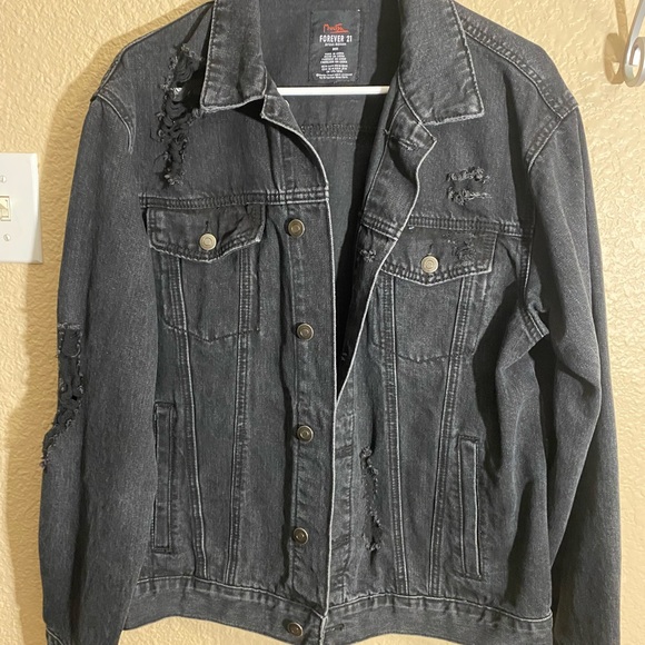 Alphonse Mucha Denim Jacket Forever 21 Size Medium - Picture 4 of 5